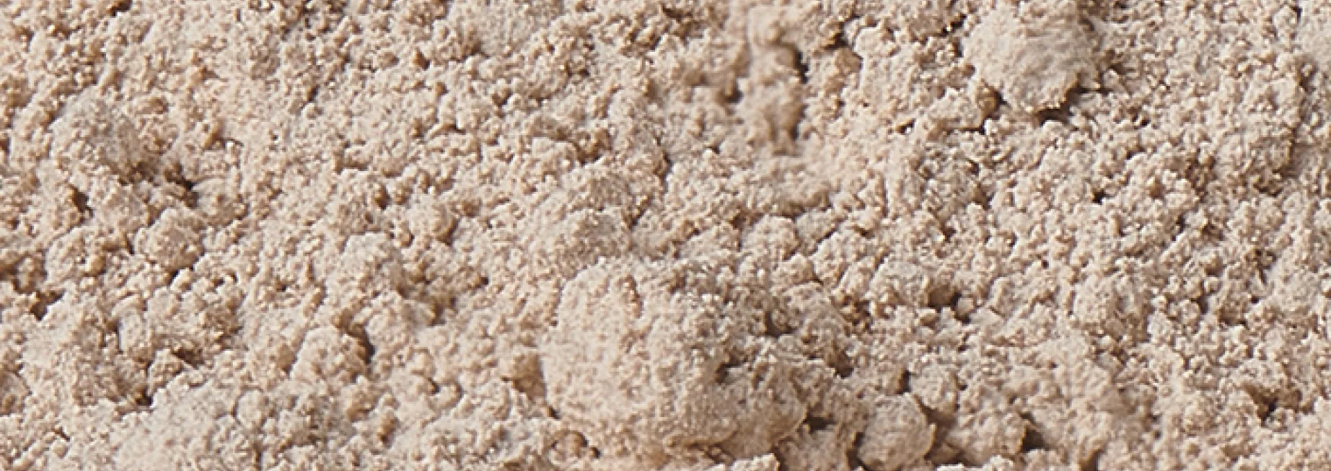 Close up of semi-hydrated dolime from Neau