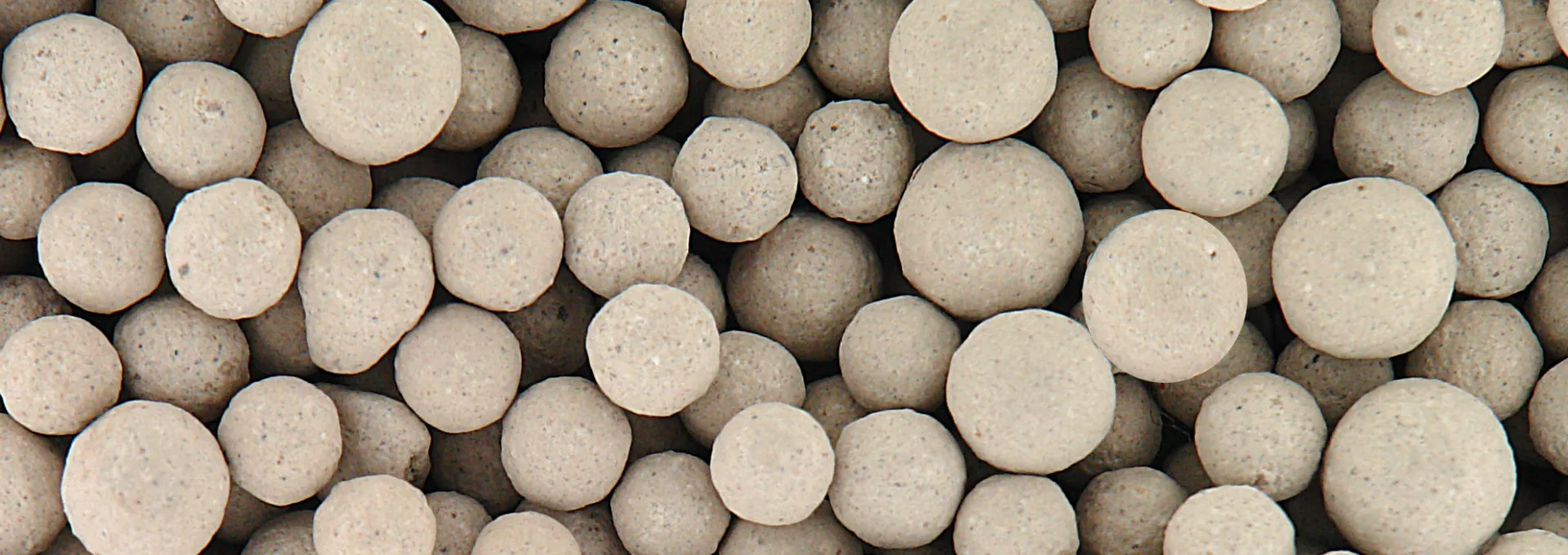 Focus on Akdolit Hydro-Calcit product which are little balls