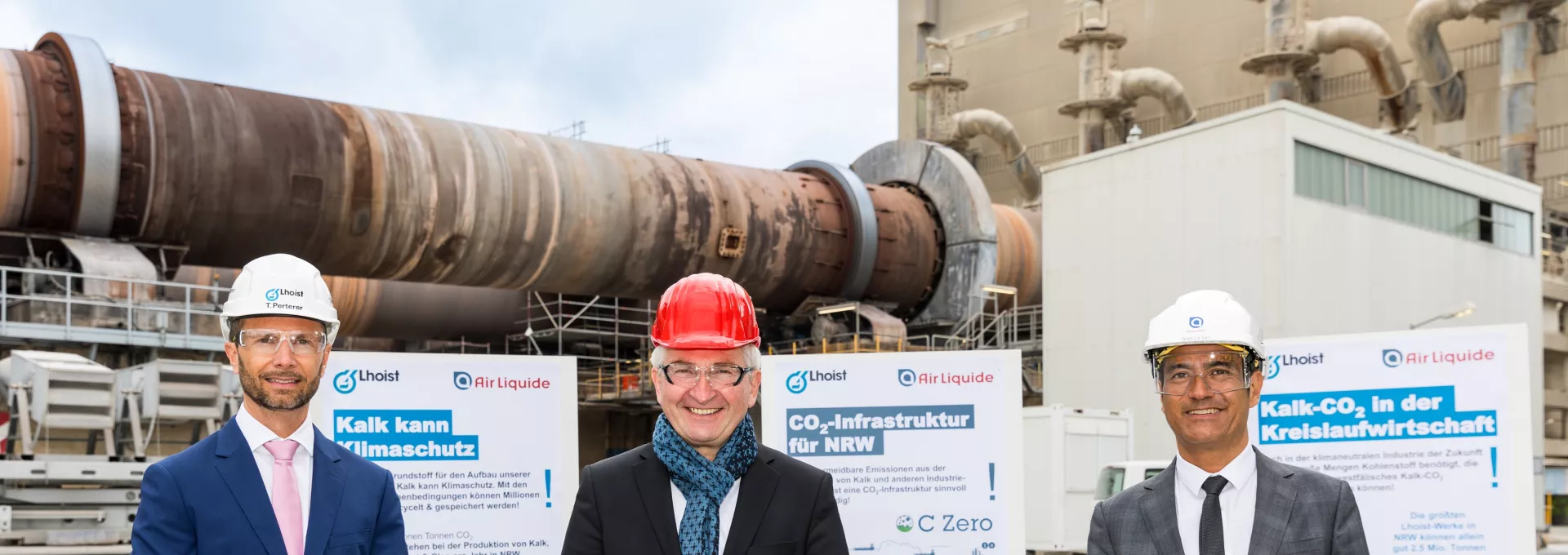 Pressefoto Lhoist-Perterer MWIDE-Minister Pinkwart Air Liquide-Le Van
