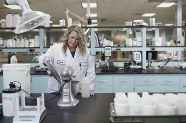 Woman making a lab manipulation