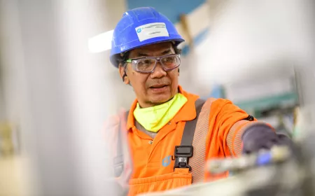 Expert in Action_one man diversity